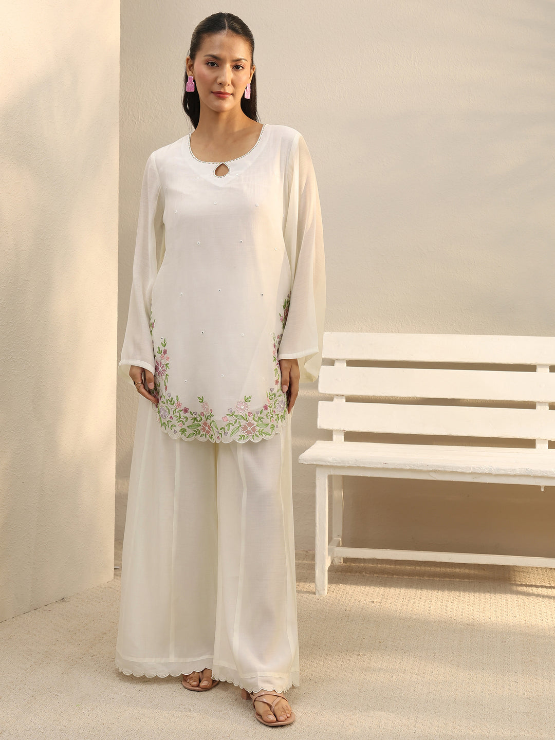  White Floral Embroidered Chanderi Silk Co-Ord Set 
