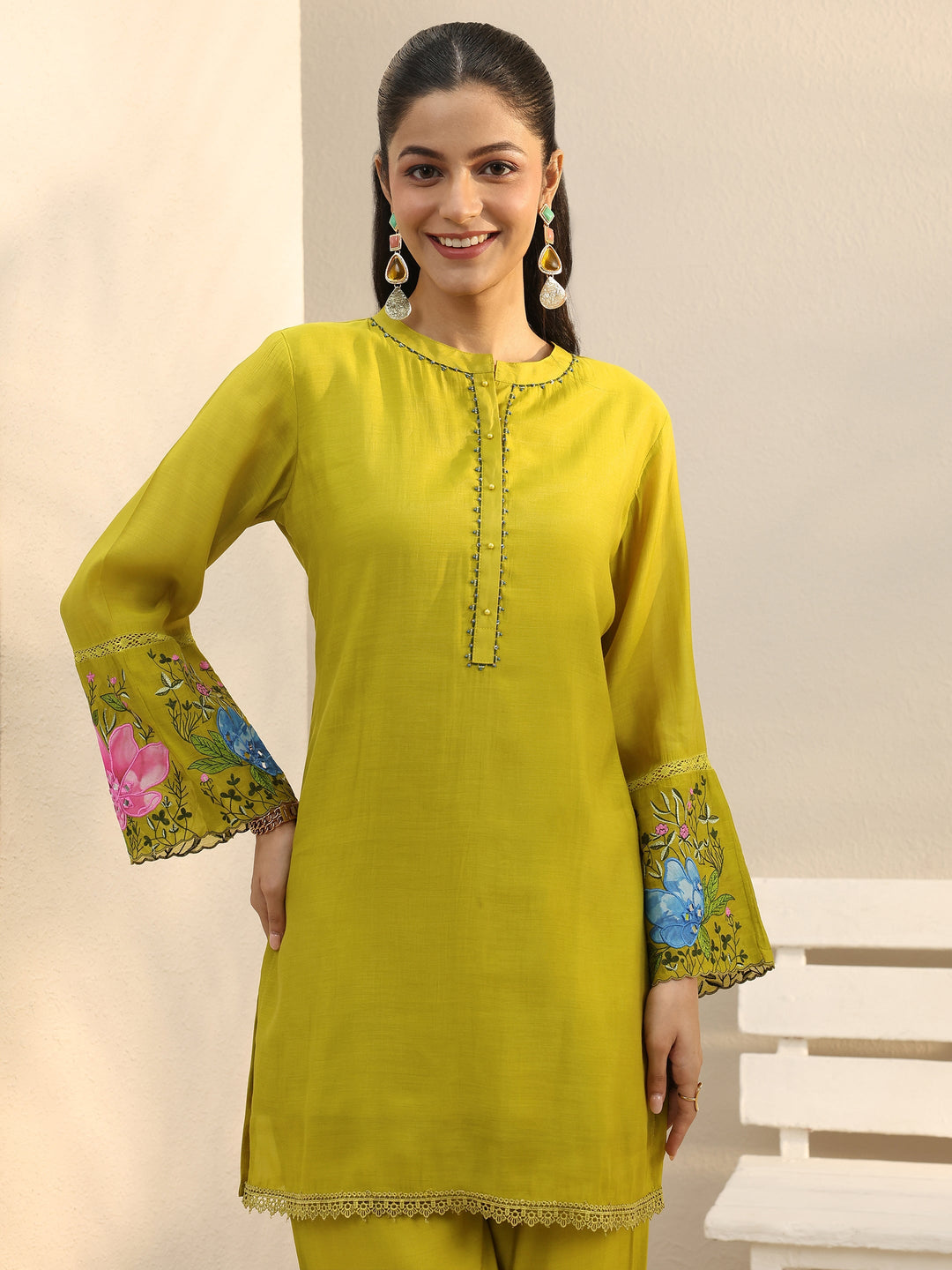  Green Floral Printed Chanderi Silk Straight Suit Set 