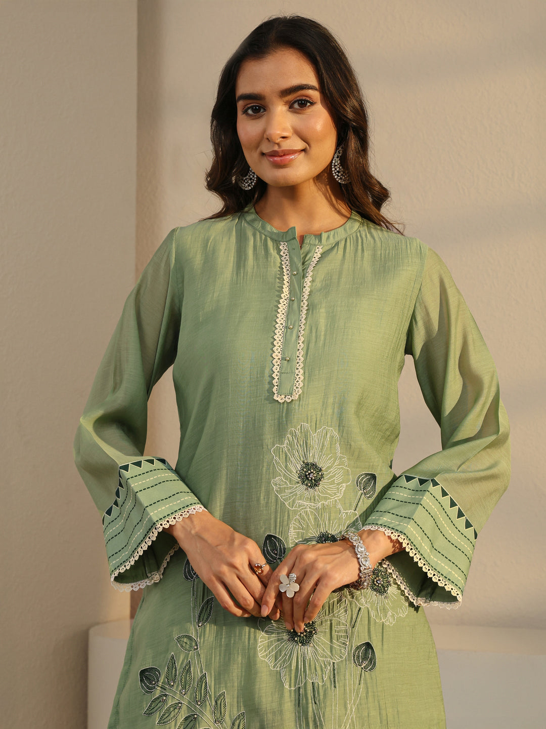  Green Floral Embroidered Chanderi Silk Straight Suit Set With Dupatta 