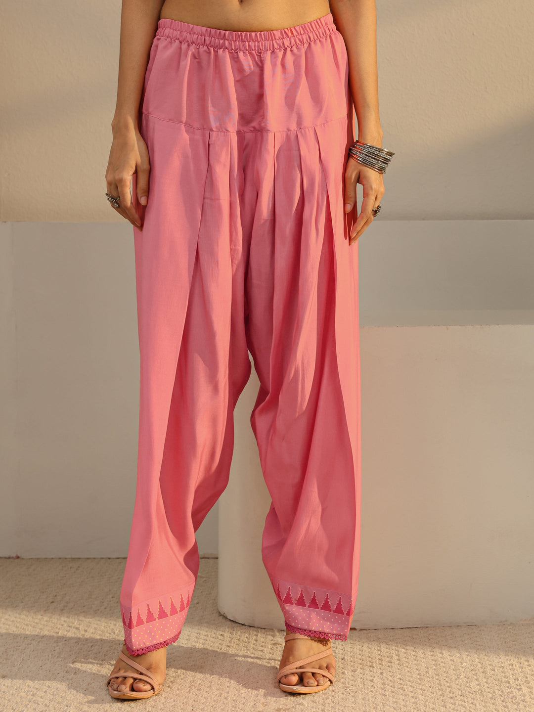  Pink Floral Yoke Design Chanderi Silk Straight Suit Set With Dupatta 