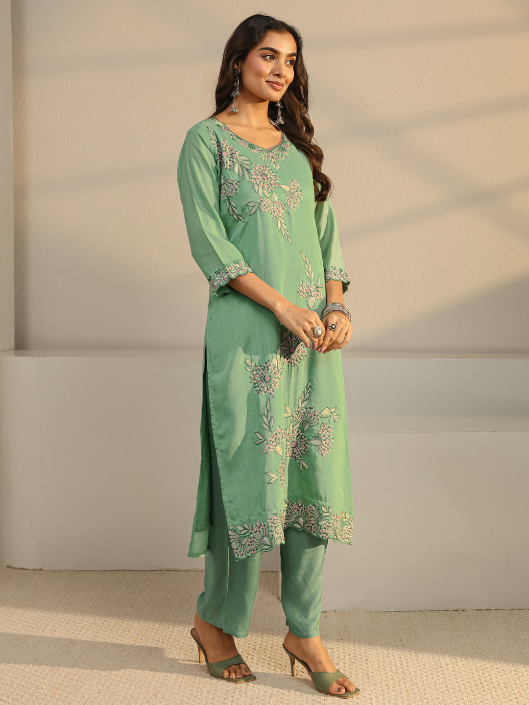  Green Floral Embroidered Silk Blend Straight Suit Set With Dupatta 