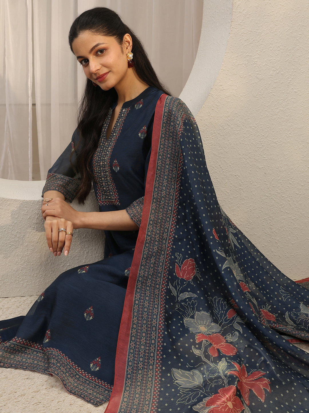  Navy Blue Ethnic Printed Silk Blend Straight Suit Set 
