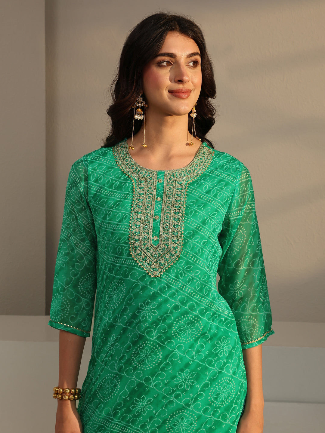  Green Bandhani Printed Chiffon Straight Kurta 