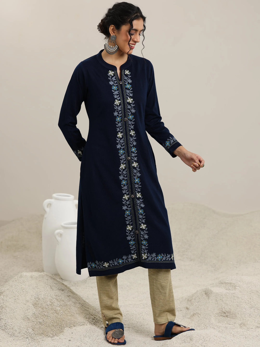 Blue Embroidered Wool Straight Kurta 