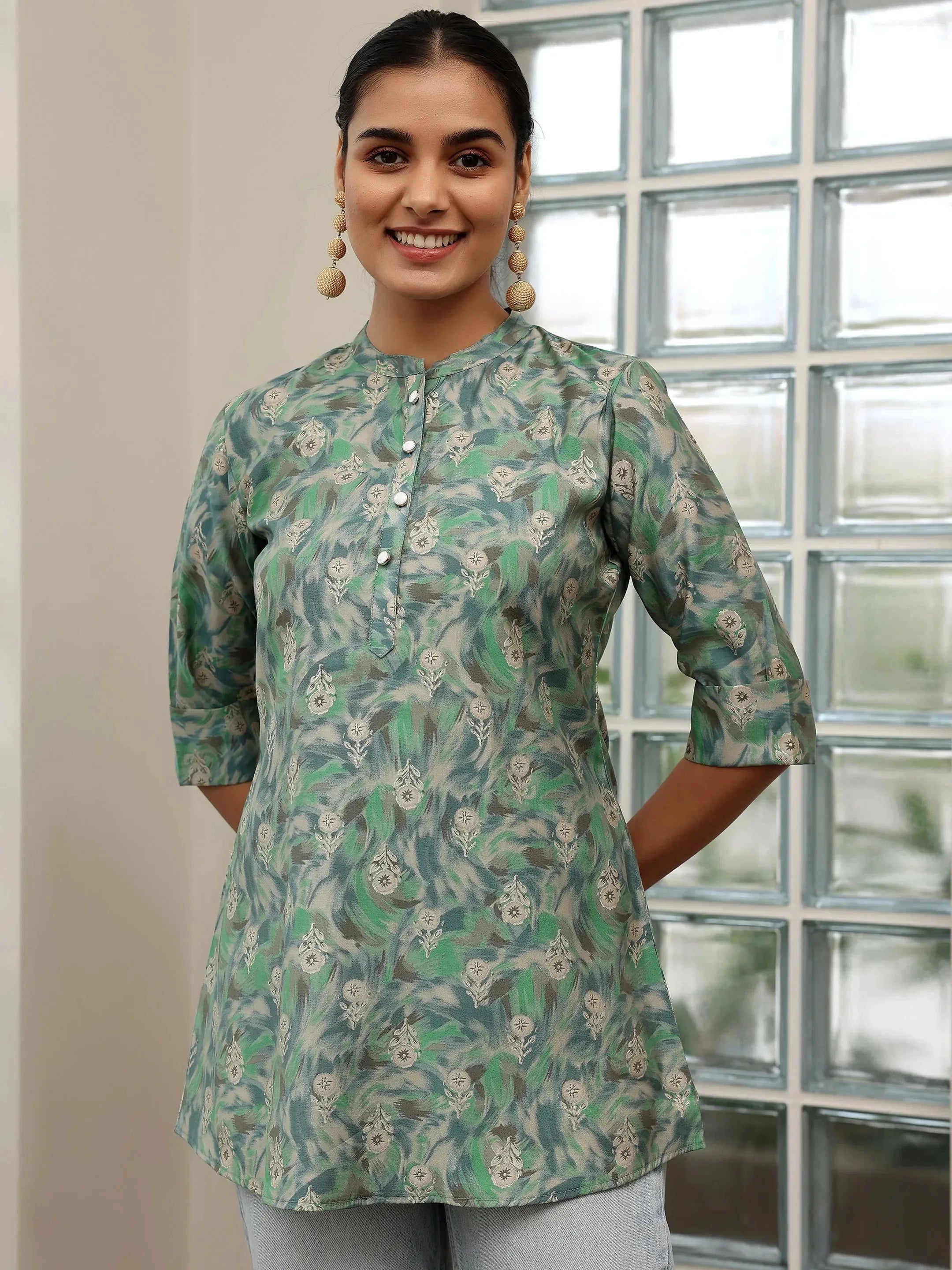 libas Green Printed Silk Blend Straight Kurti-picture-24