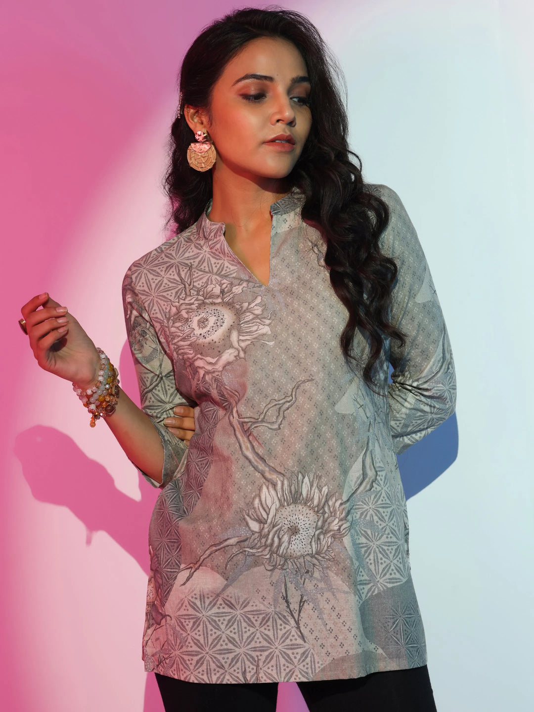  Off White Printed Linen Straight Kurti 