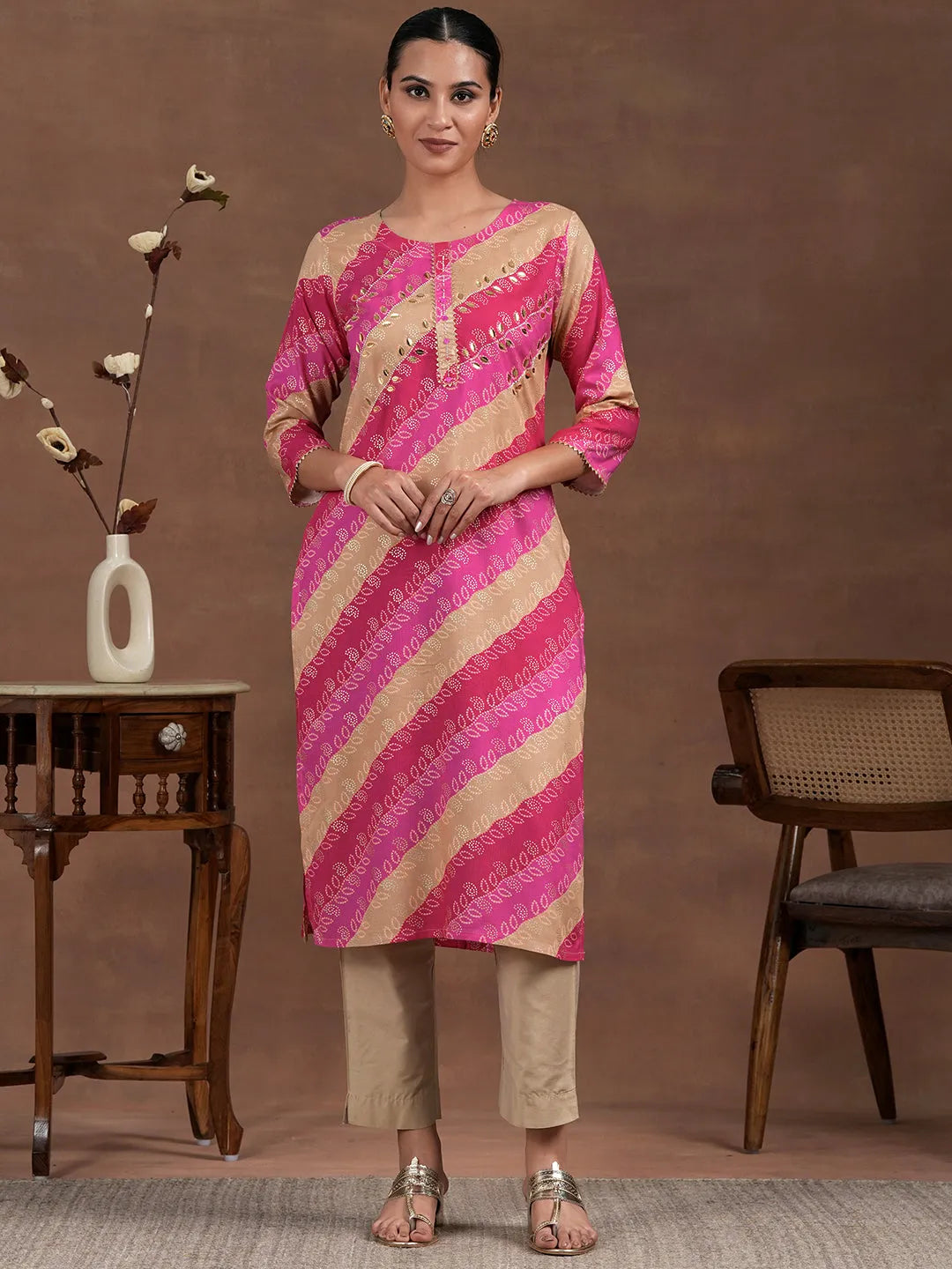  Pink Printed Rayon Straight Kurta 