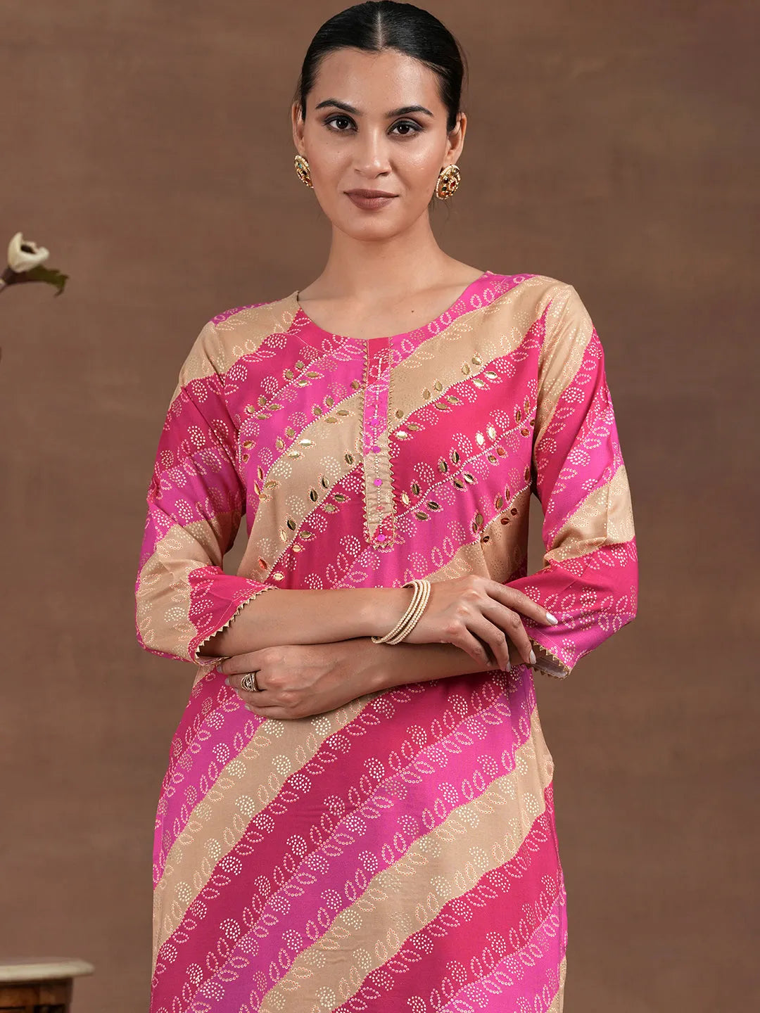  Pink Printed Rayon Straight Kurta 