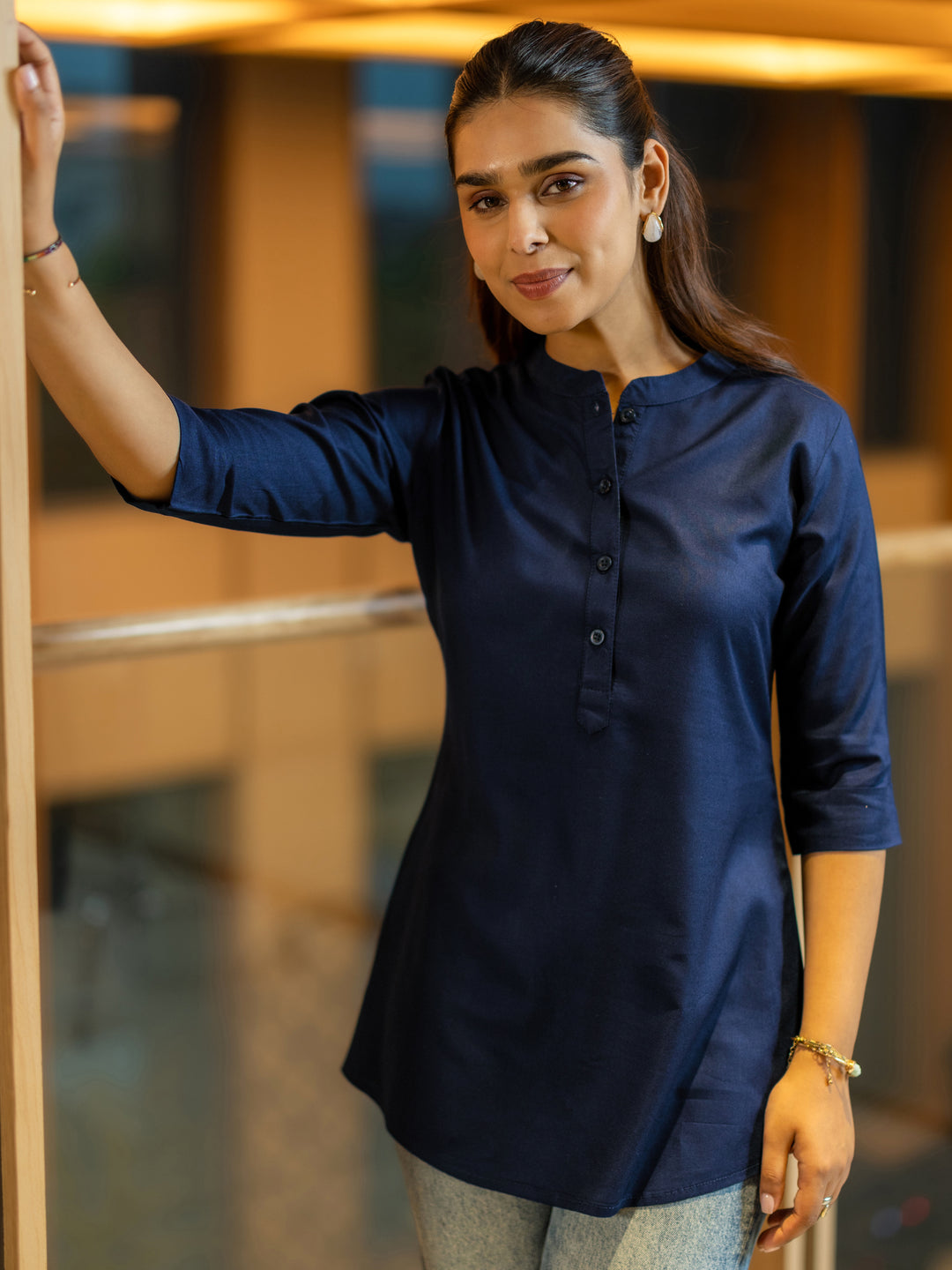  Navy Solid Rayon Straight Tunic 
