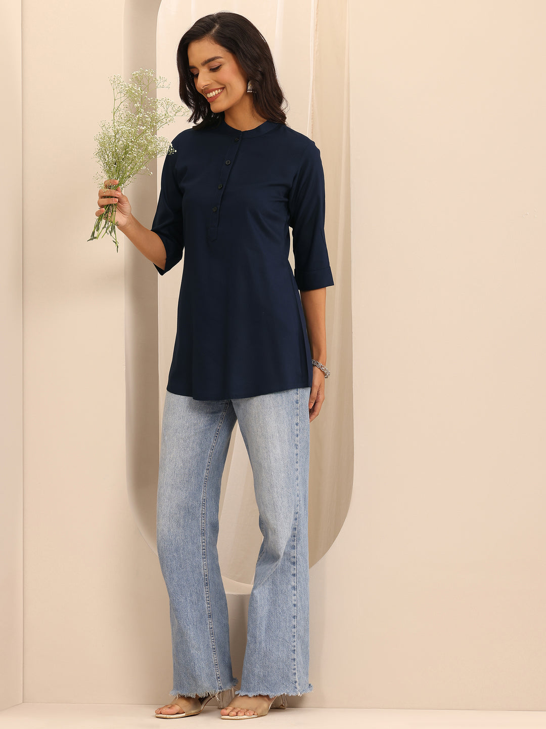  Navy Solid Rayon Straight Tunic 