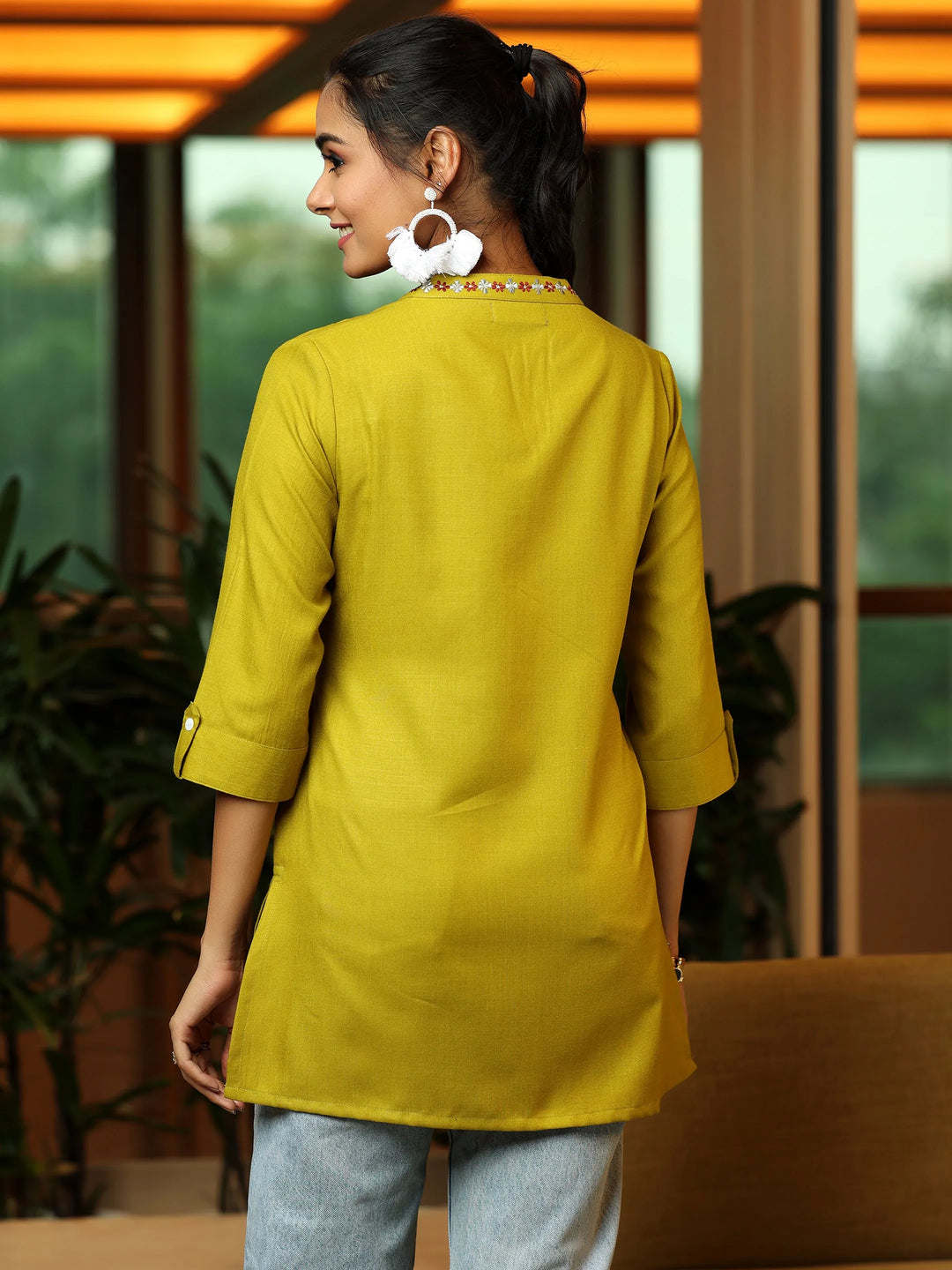  Green Solid Cotton Blend Straight Kurti 