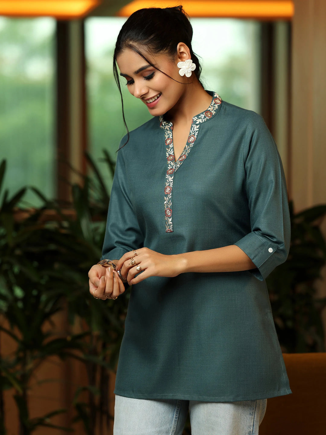  Grey Solid Cotton Blend Straight Kurti 
