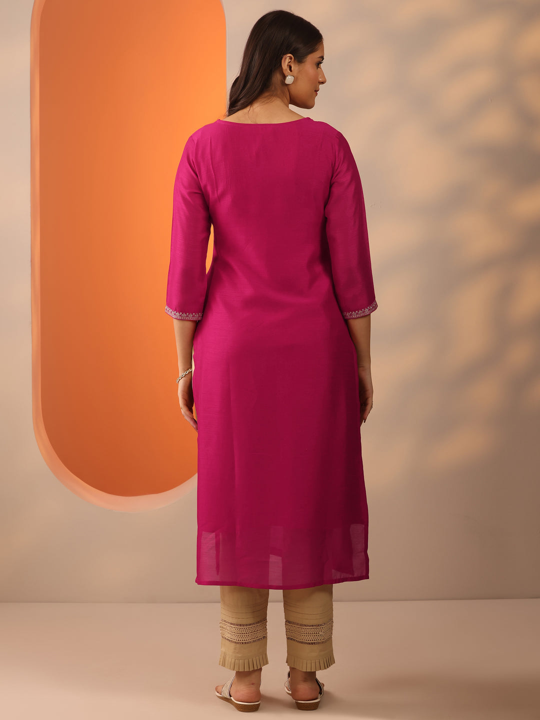  Pink Embroidered Silk Blend Straight Kurta 