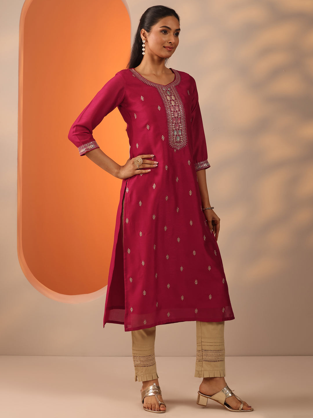  Pink Embroidered Silk Blend Straight Kurta 
