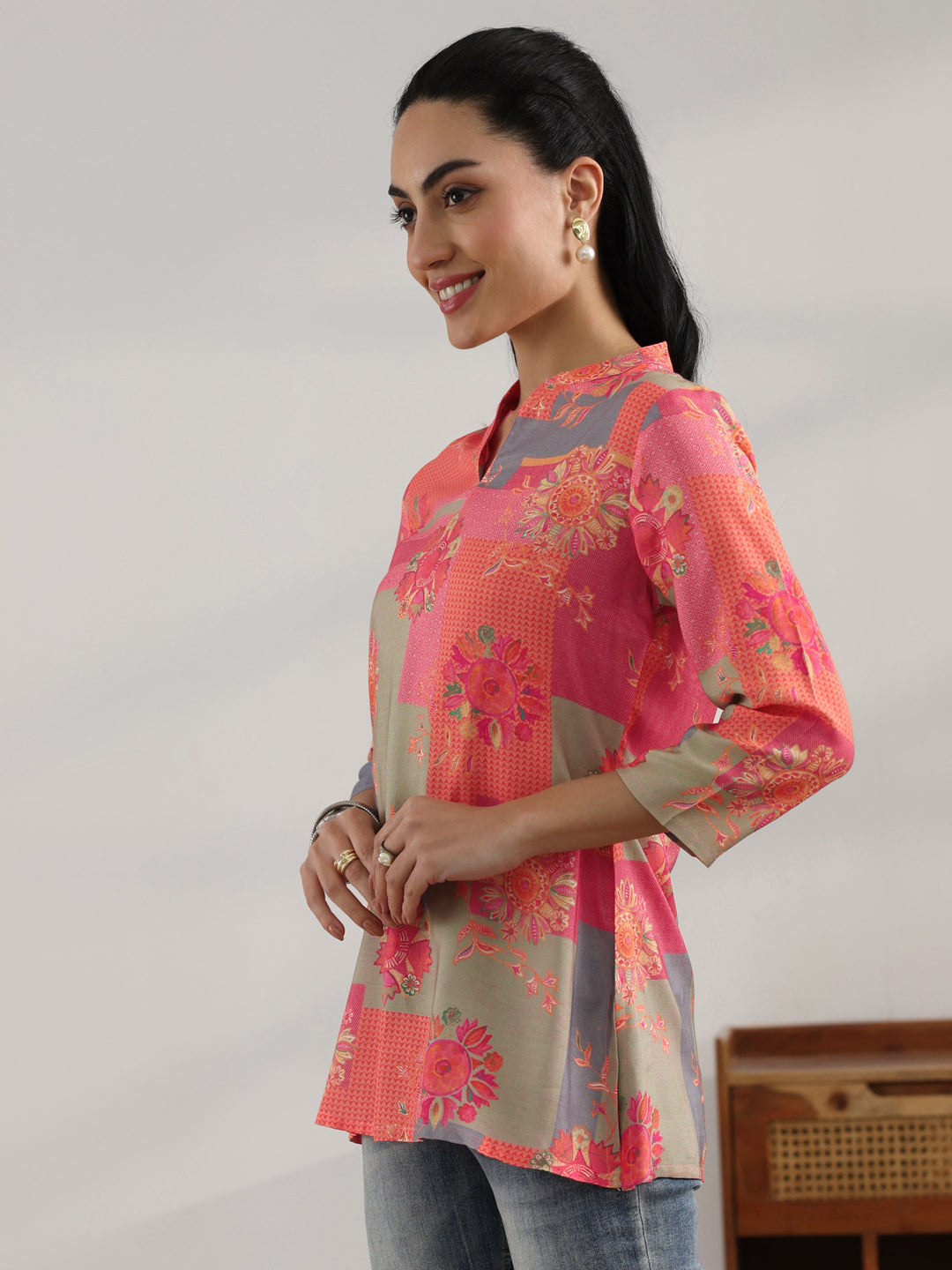  Coral Printed Muslin Straight Short Kurti 