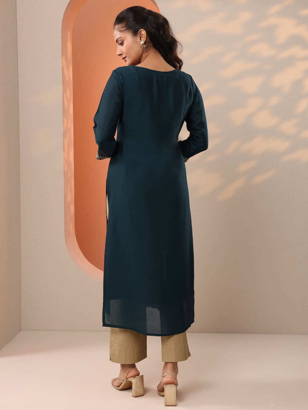  Teal Embroidered Silk Blend Straight Kurta 