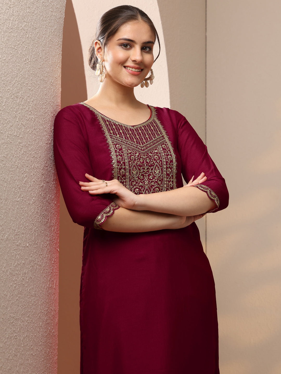 Pink Embroidered Silk Blend Straight Kurta