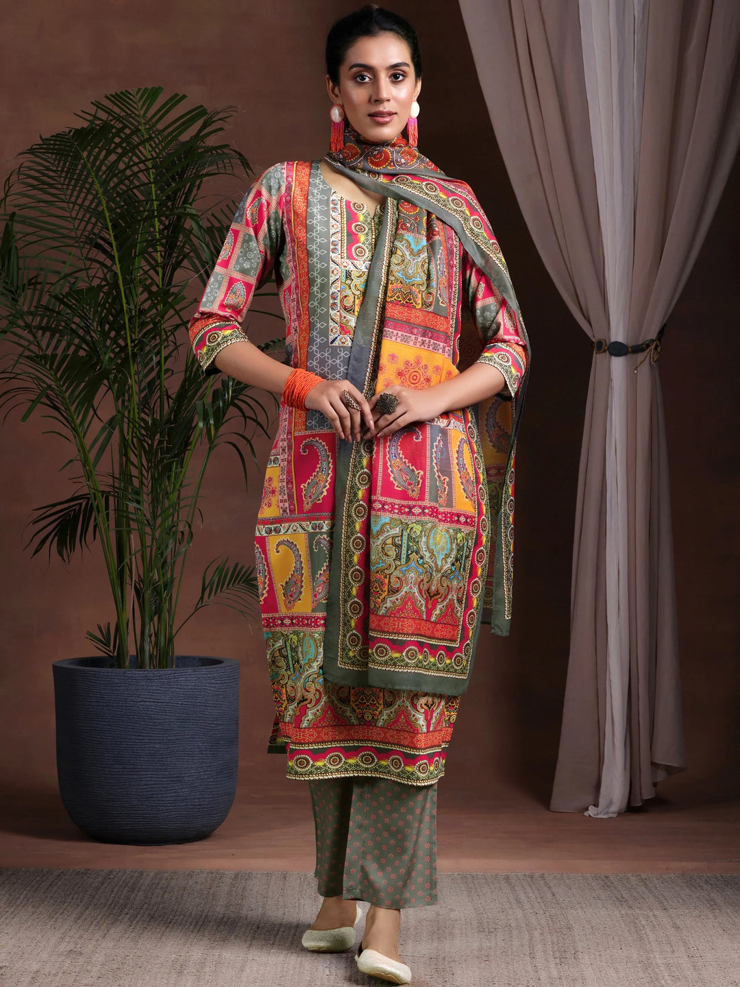  Multi Printed Poly Crepe Straight Suit With Dupatta 