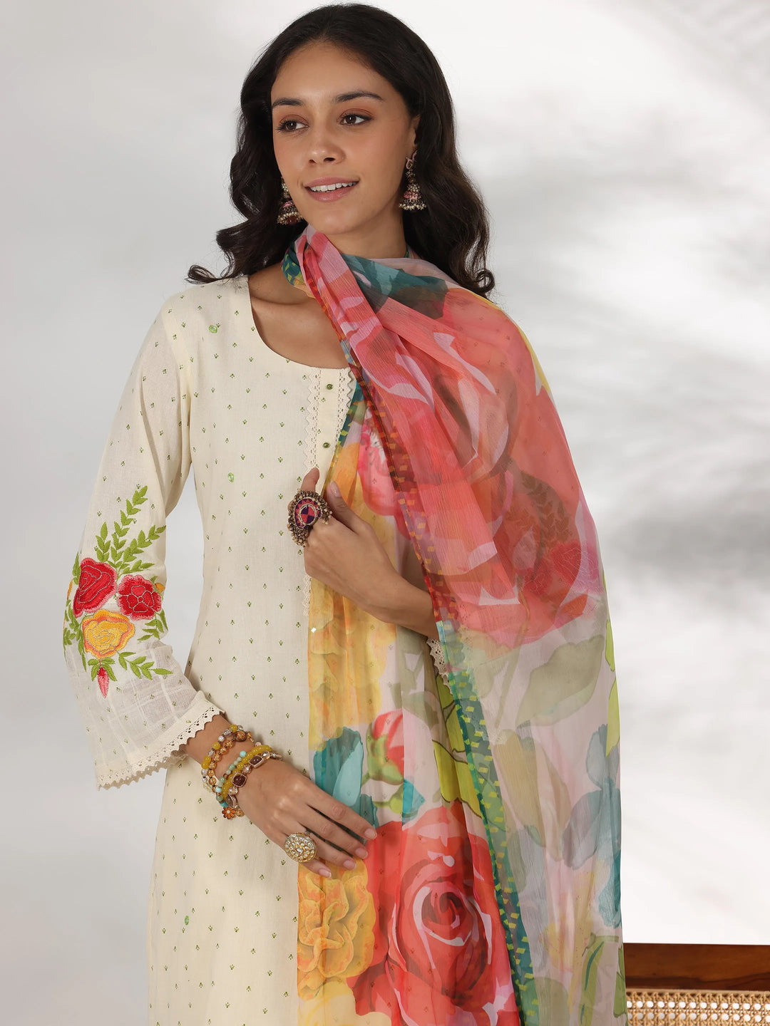  Off white Printed Cotton Straight Suit With Dupatta 