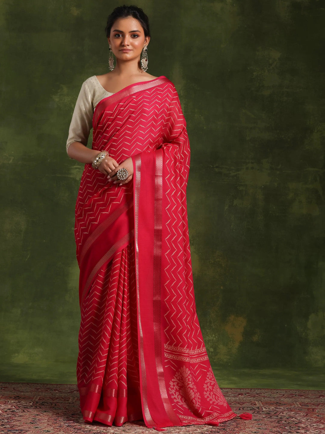 Pink Printed Silk Blend Saree With Unstitched Blouse Piece - Libas 