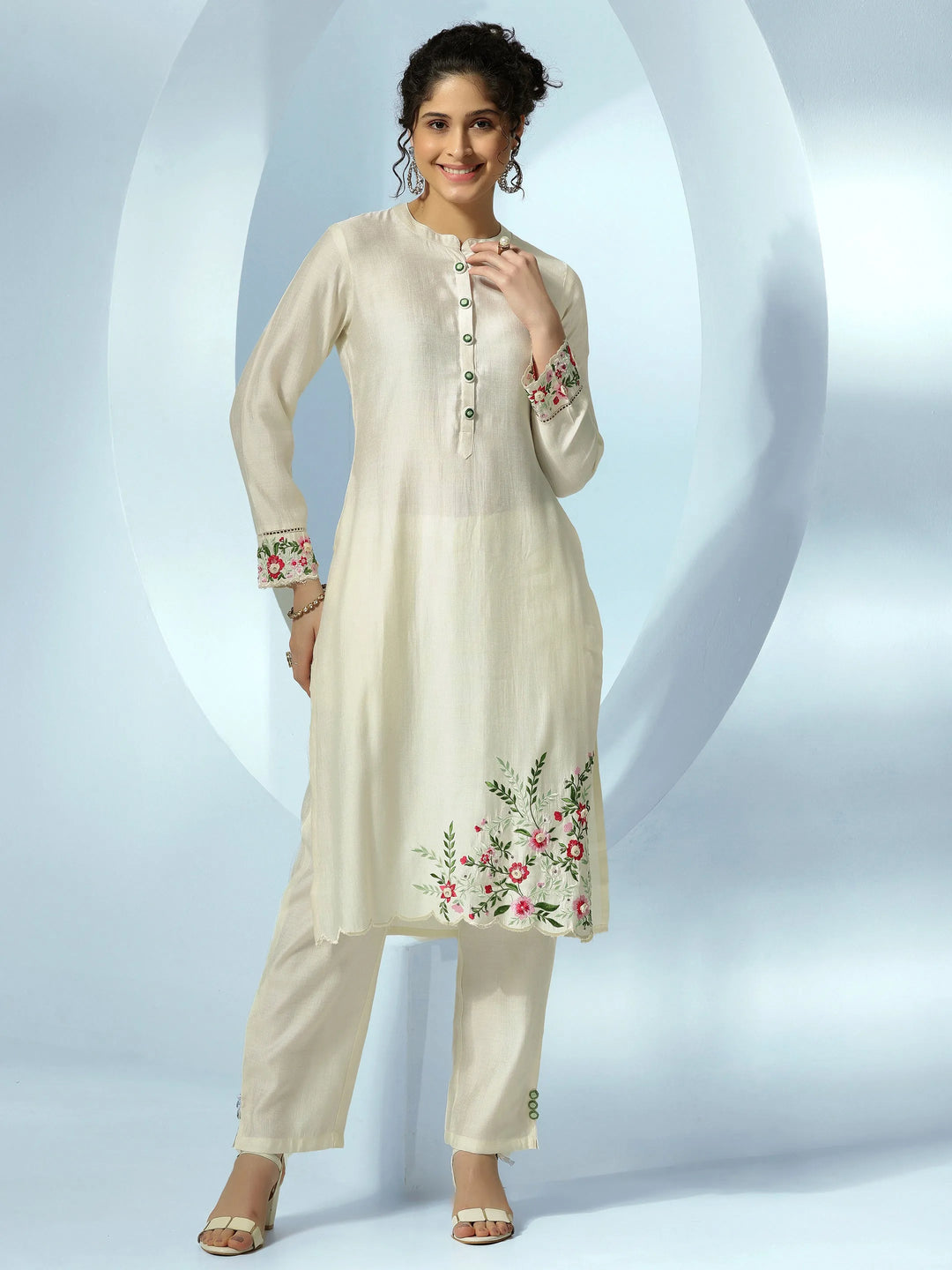  Off White Embroidered Silk Blend Straight Kurta Set 