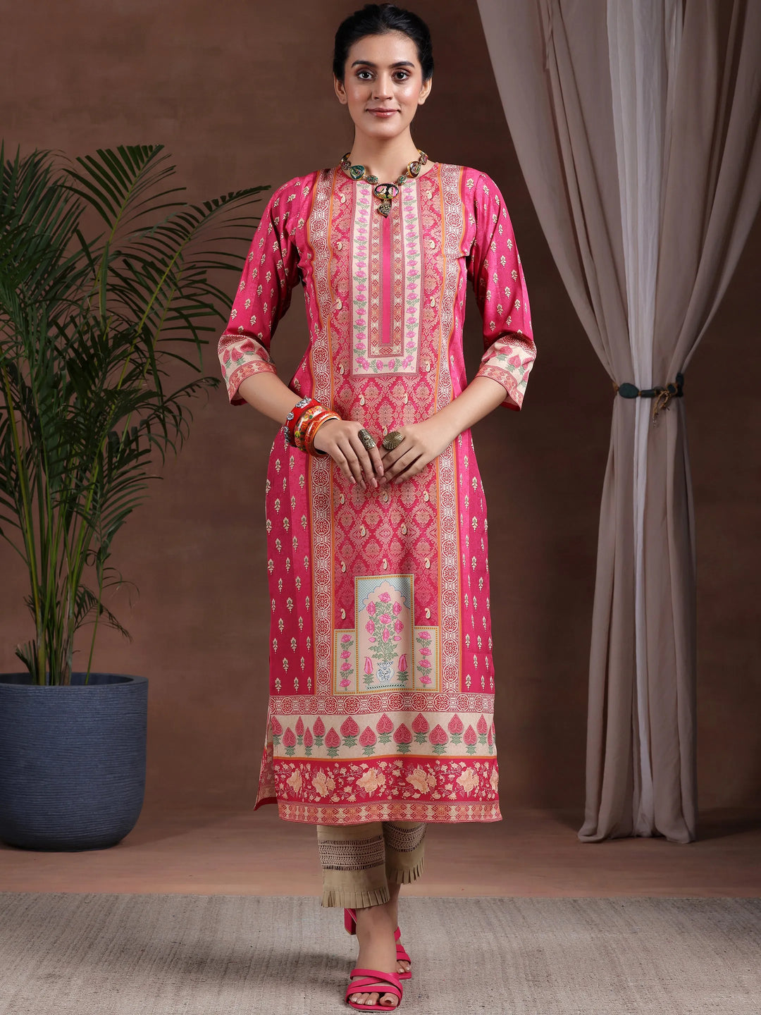  Pink Printed Crepe Straight Kurta 