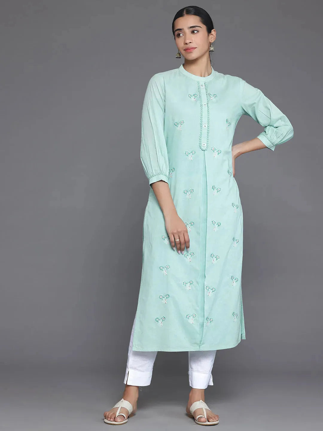  Green Embroidered Cotton Straight Kurta 