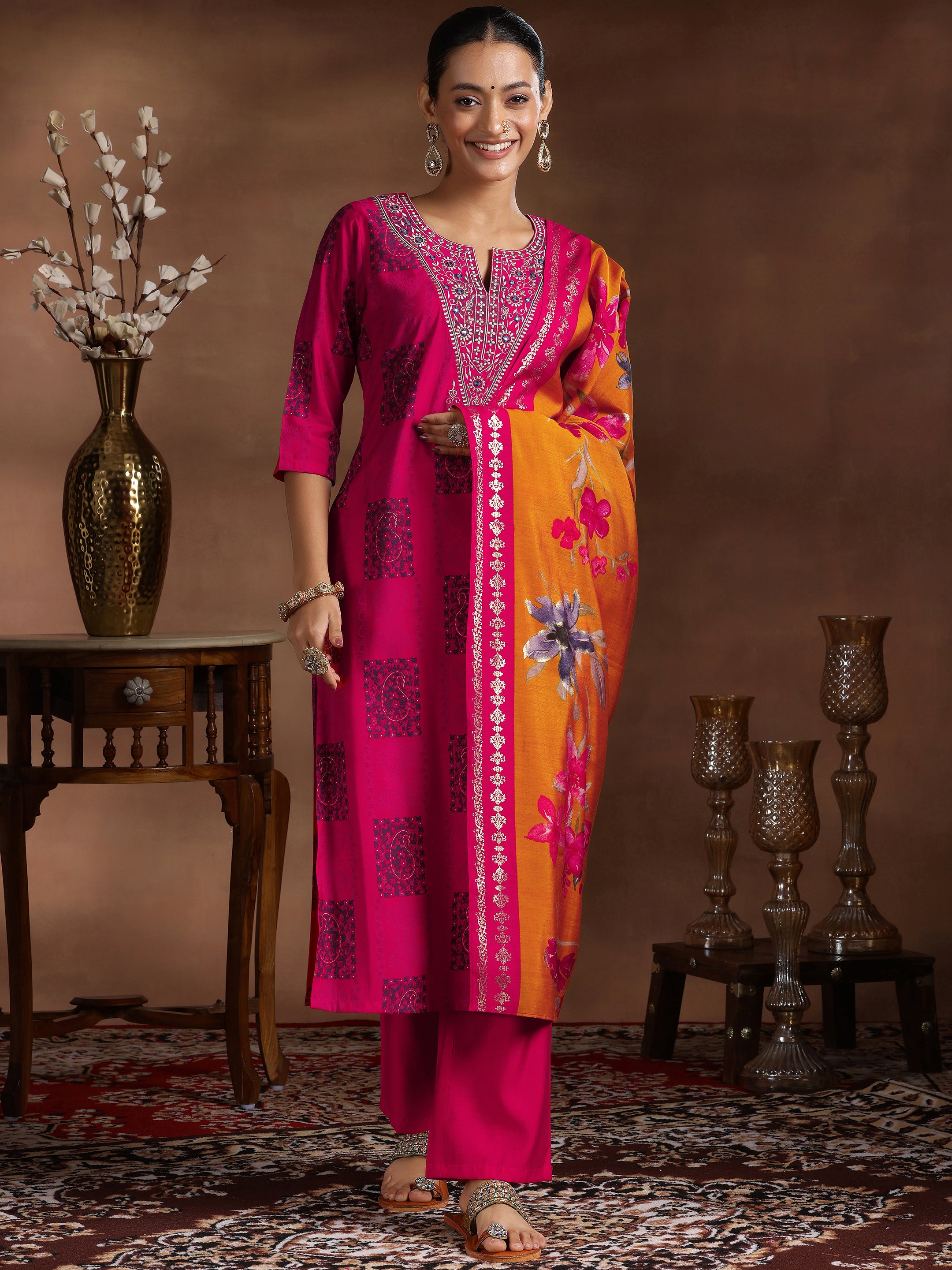 libas Pink Printed Silk Blend Straight Suit With Dupatta-picture-34
