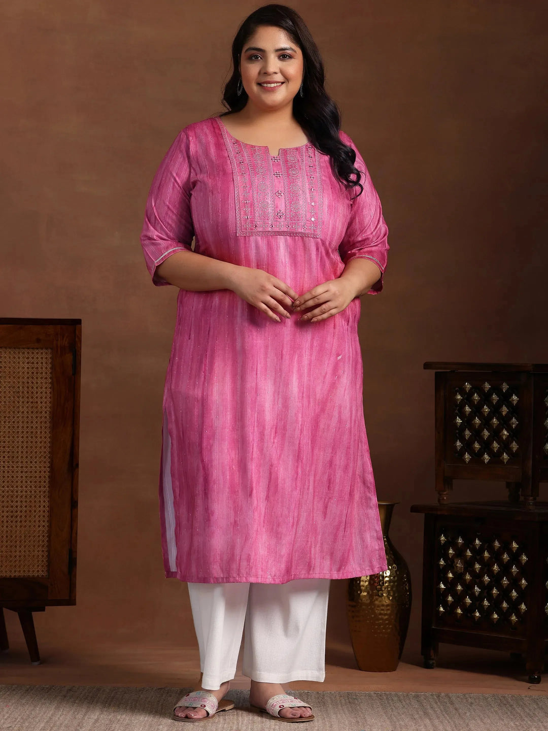  Plus Size Pink Yoke Design Cotton Straight Kurta 