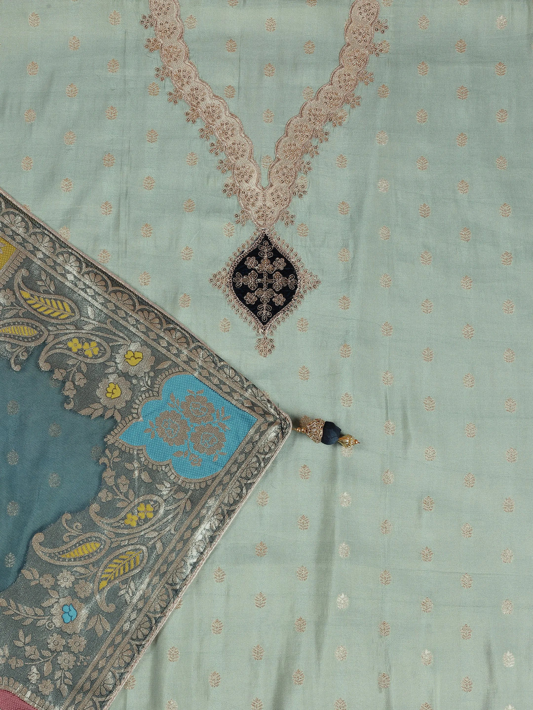  Green Embroidered Silk Blend Dress Material With Dupatta 