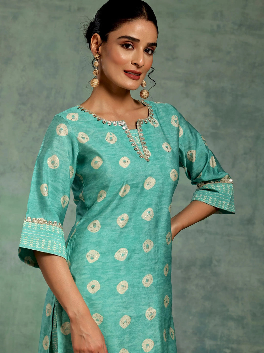 Green Printed Silk Blend Straight Kurta Set - Libas 
