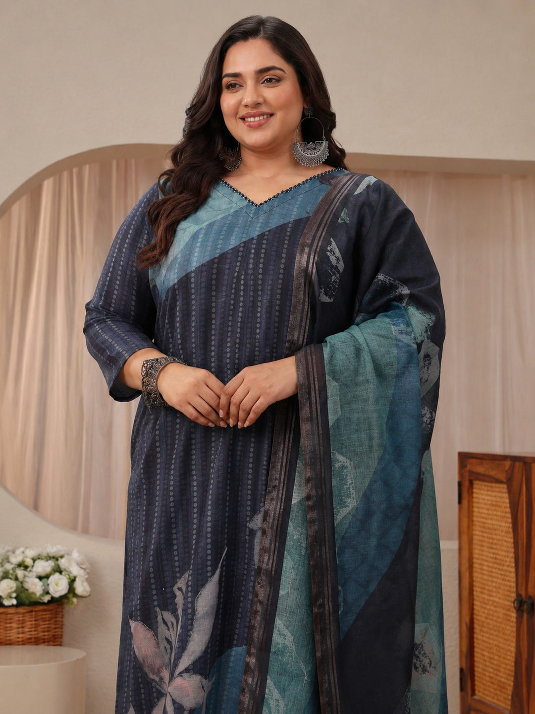  Plus Size Blue Printed Linen Straight Suit Set 