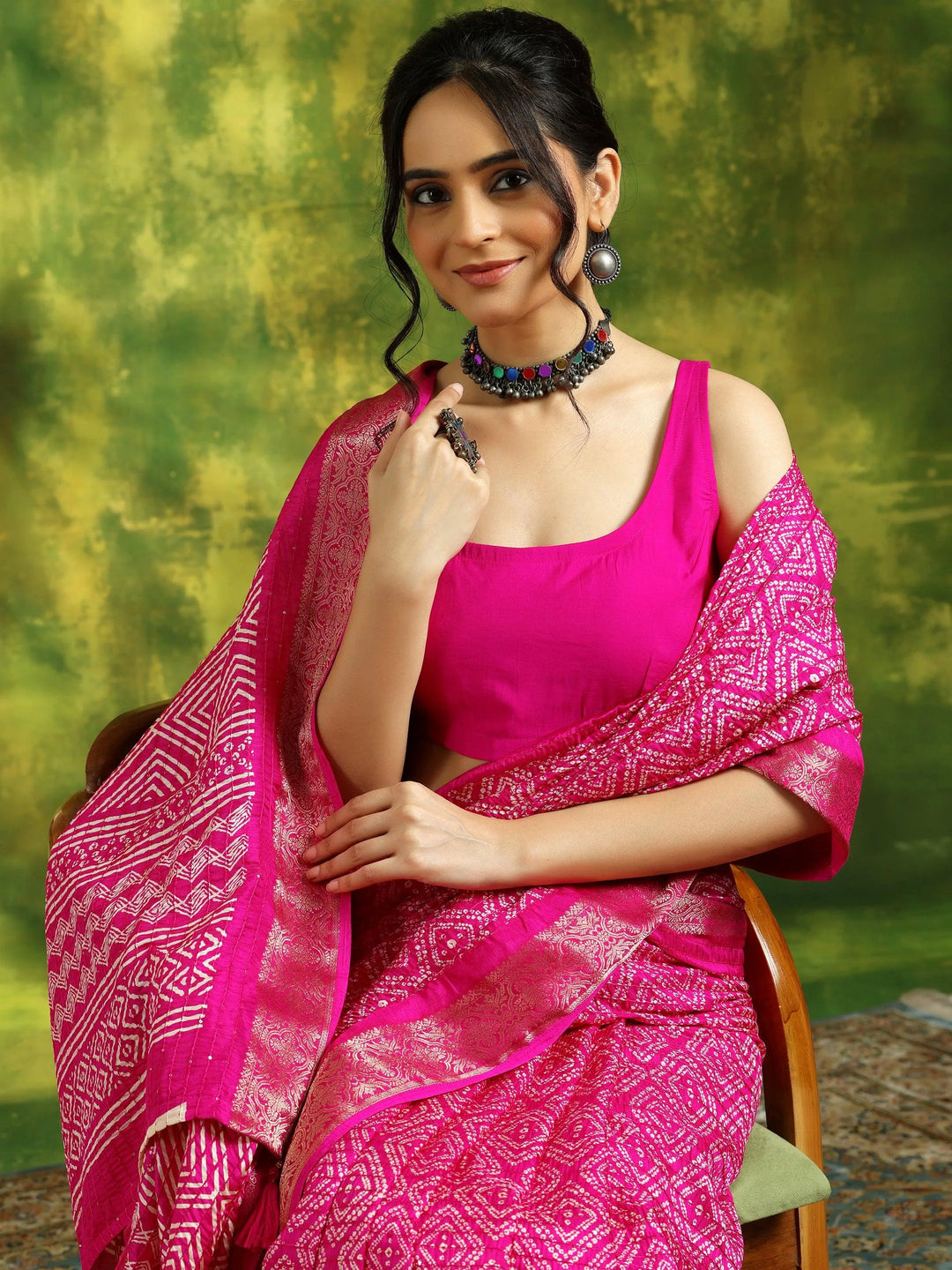 Pink Printed Silk Blend Saree With Unstitched Blouse Piece - Libas 