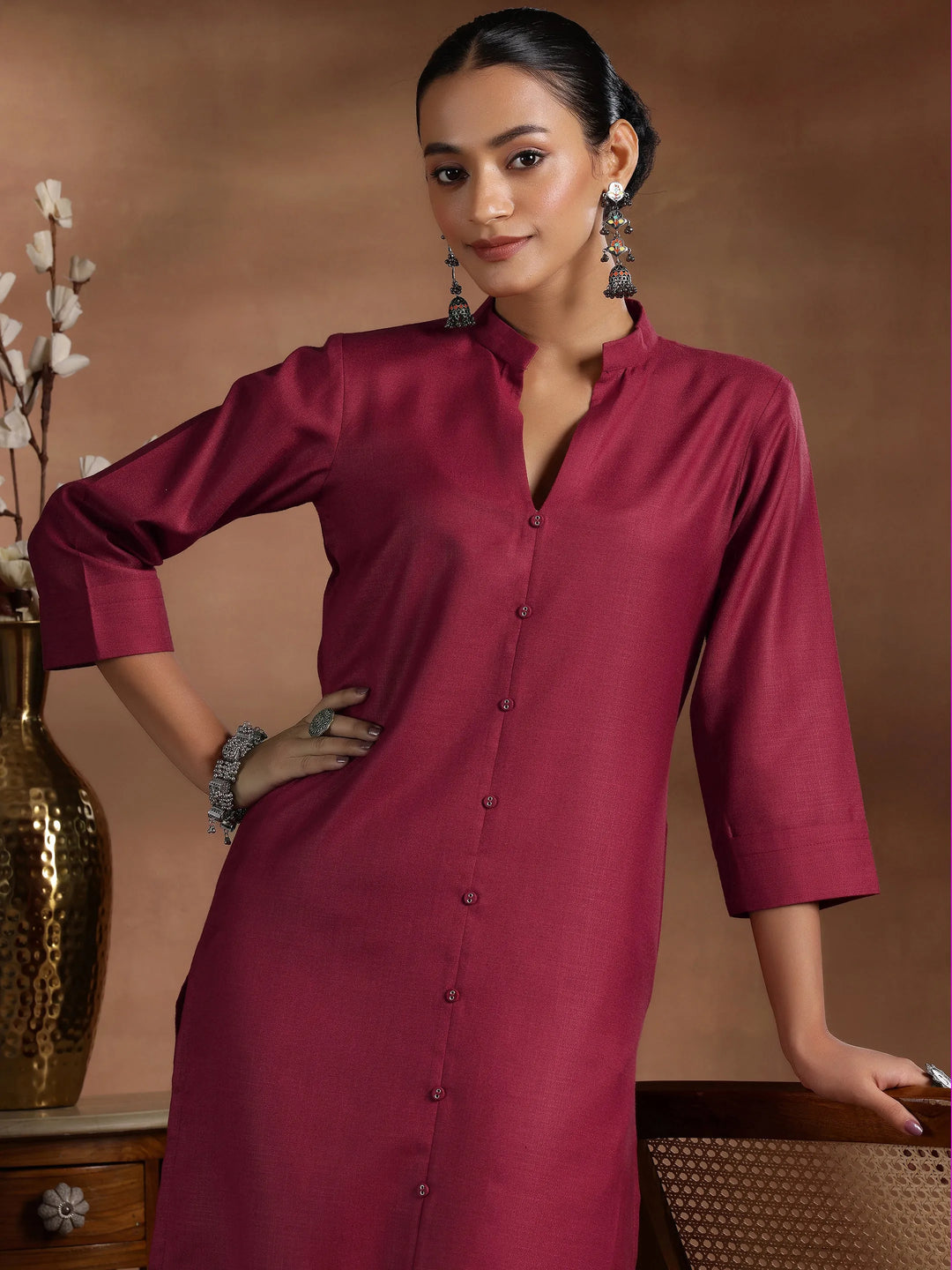  Maroon Solid Cotton Blend Straight Kurta 