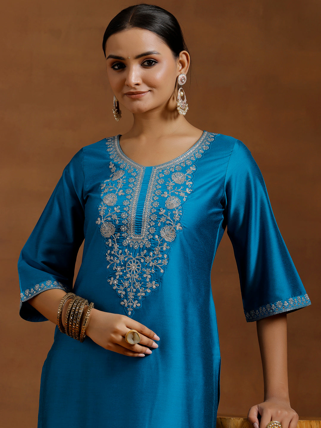  Blue Embroidered Silk Straight Kurta 