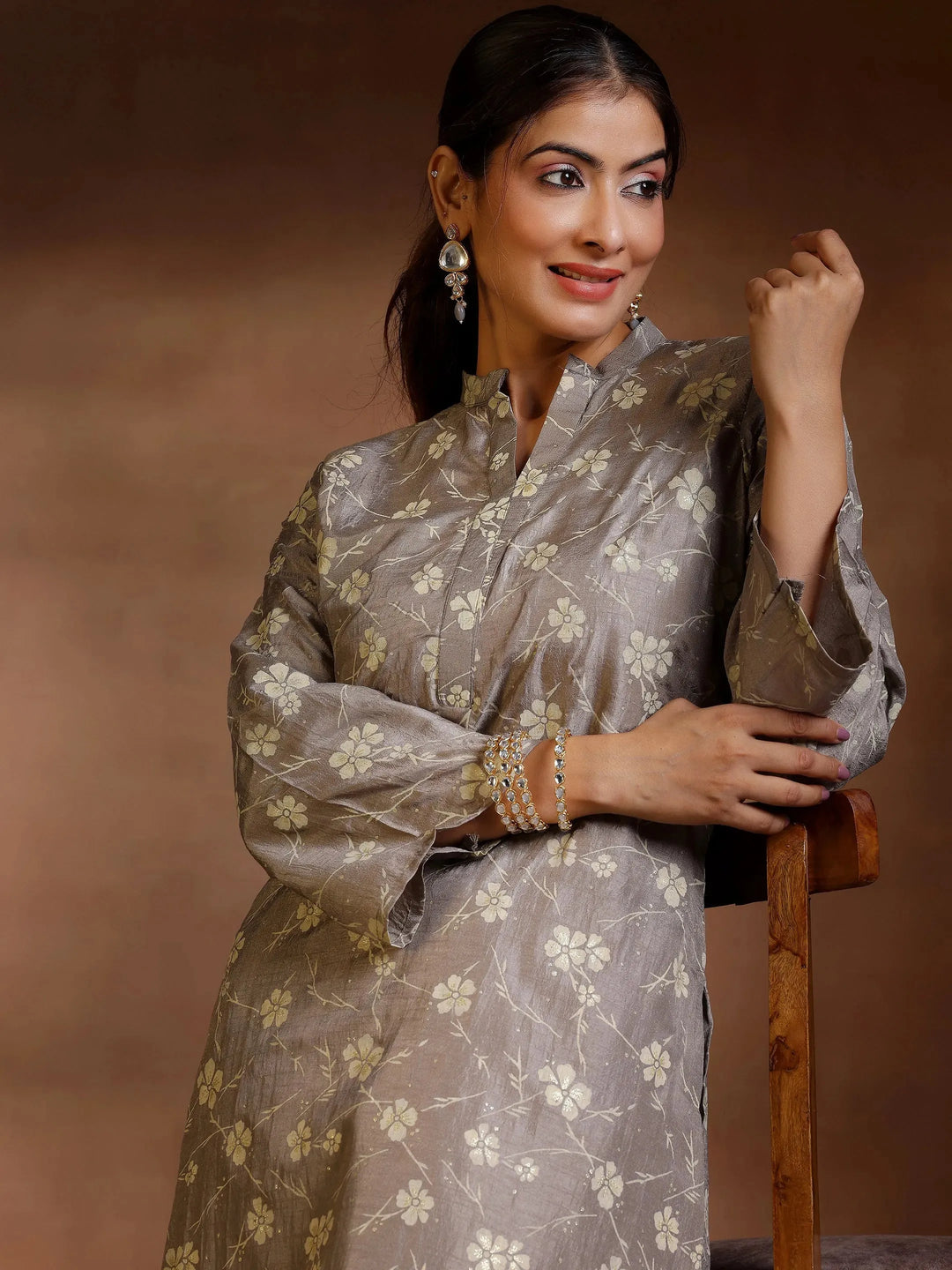  Grey Printed Silk Blend Straight Kurta Set 