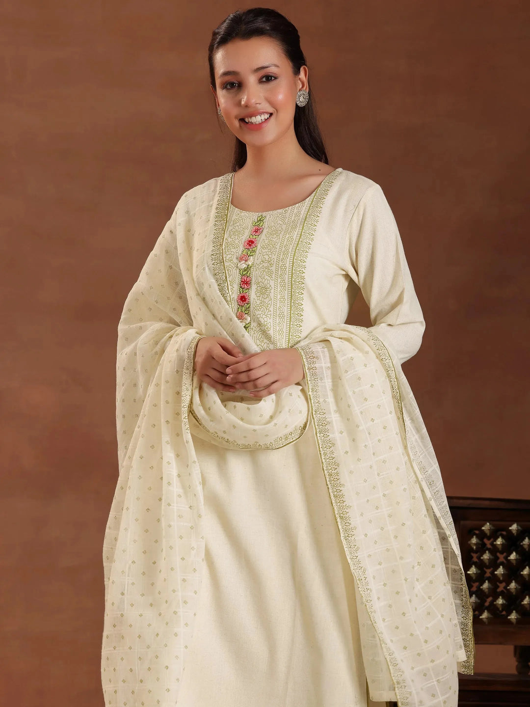  Off White Yoke Design Cotton Straight Suit With Dupatta 