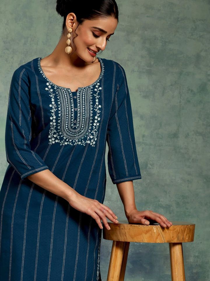 Teal Blue Yoke Design Silk Straight Kurta - Libas