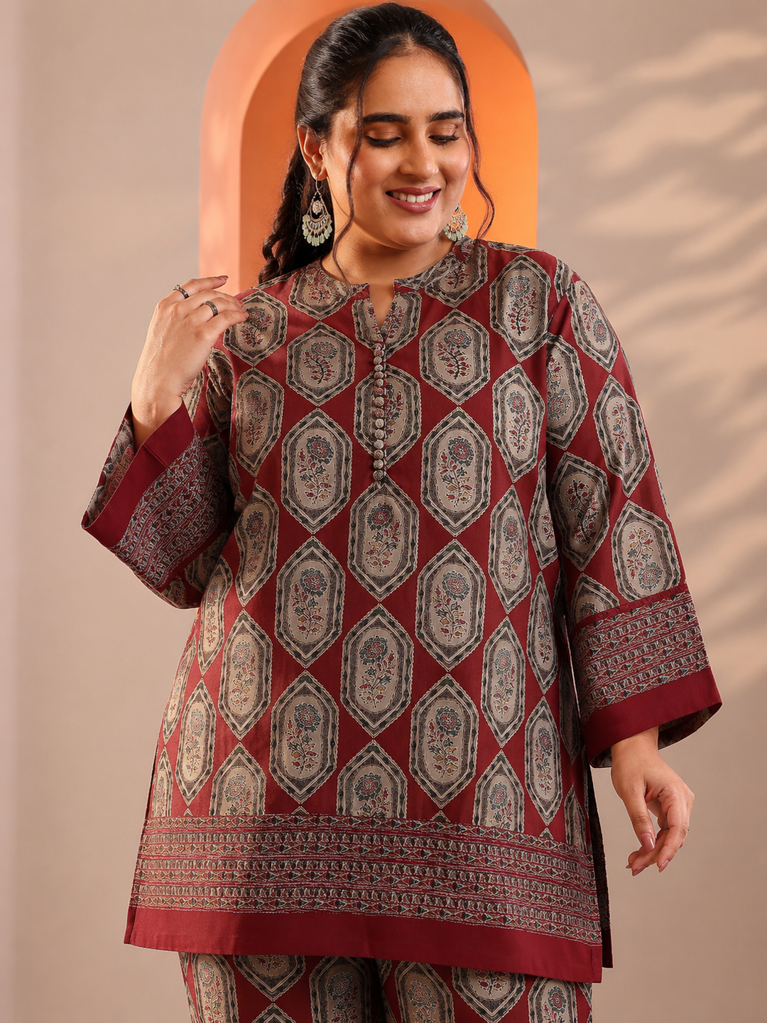  Plus Size Red Printed Silk Blend Straight Suit Set 