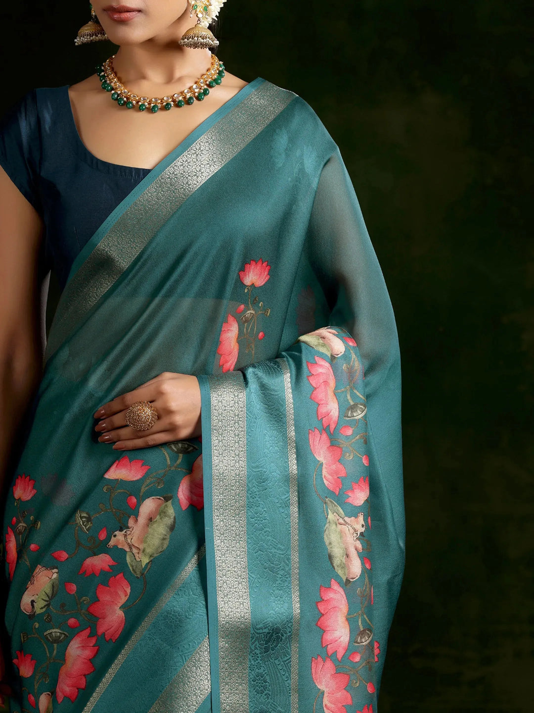  Green Printed Silk Blend Saree With Unstitched Blouse Piece 