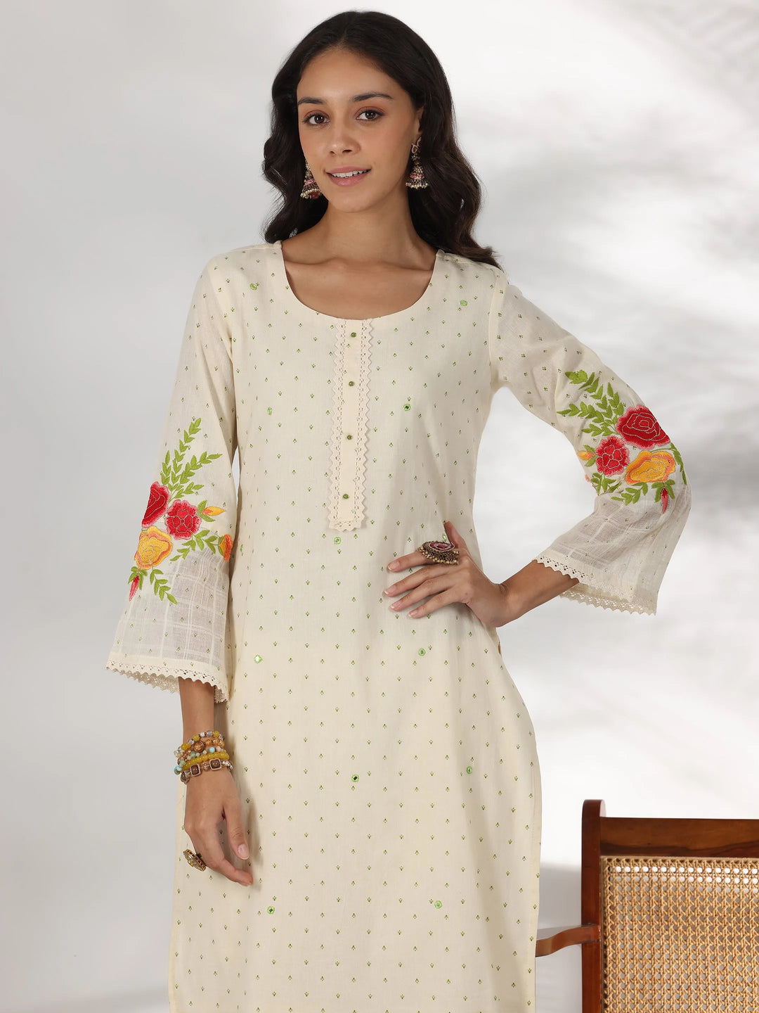  Off white Printed Cotton Straight Suit With Dupatta 