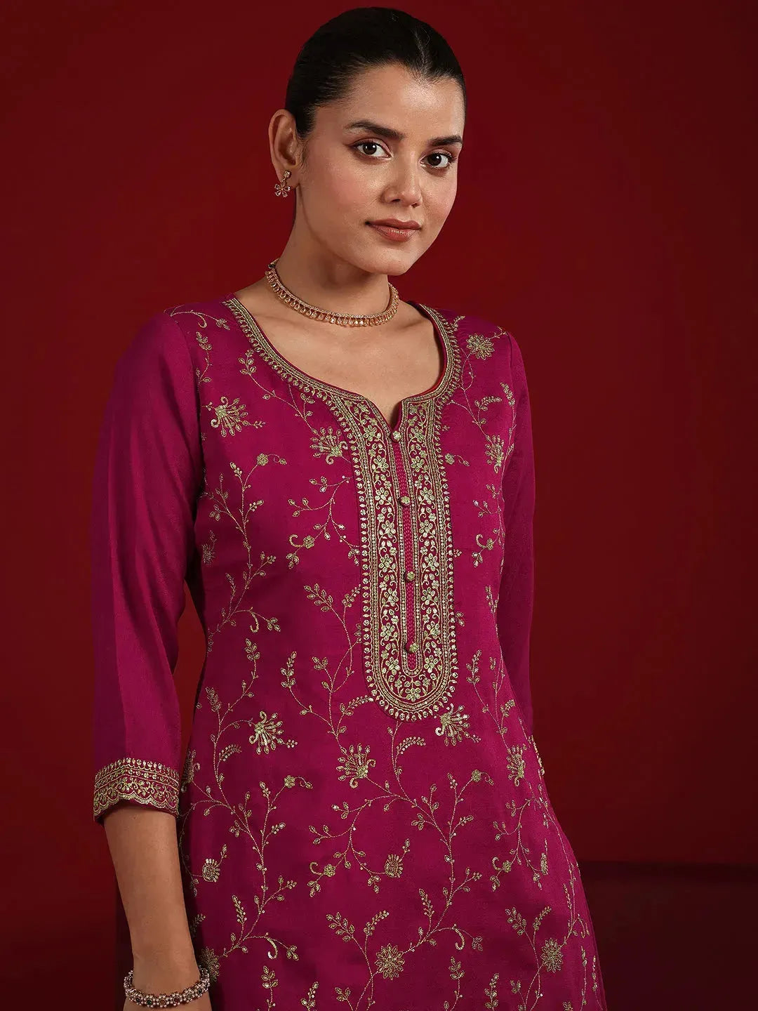  Pink Embroidered Silk Blend Straight Suit Set With Dupatta 