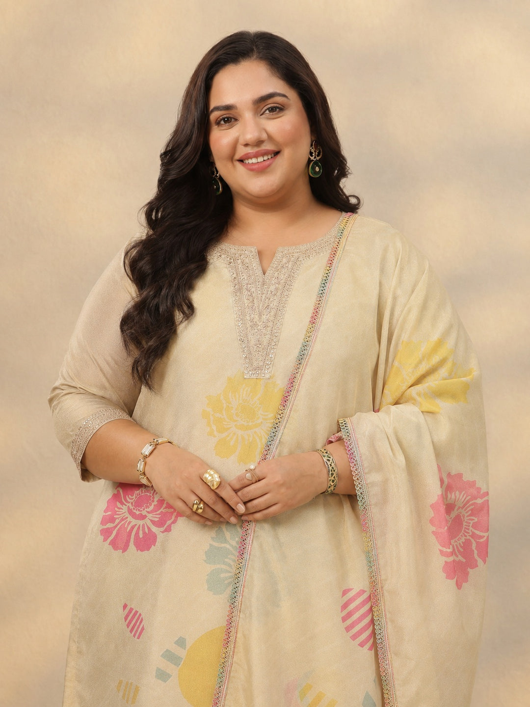  Plus Size Gold Abstract Printed Silk Blend Straight Suit Set 
