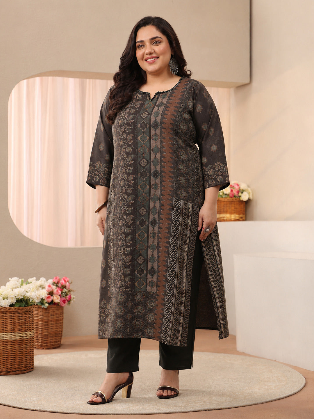  Plus Size Black Ethnic Printed Linen Straight Suit Set 