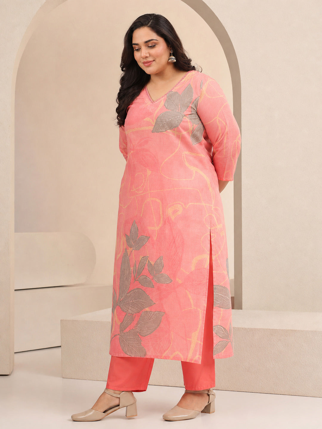  Plus Size Pink Floral Printed Cotton Straight Suit Set 
