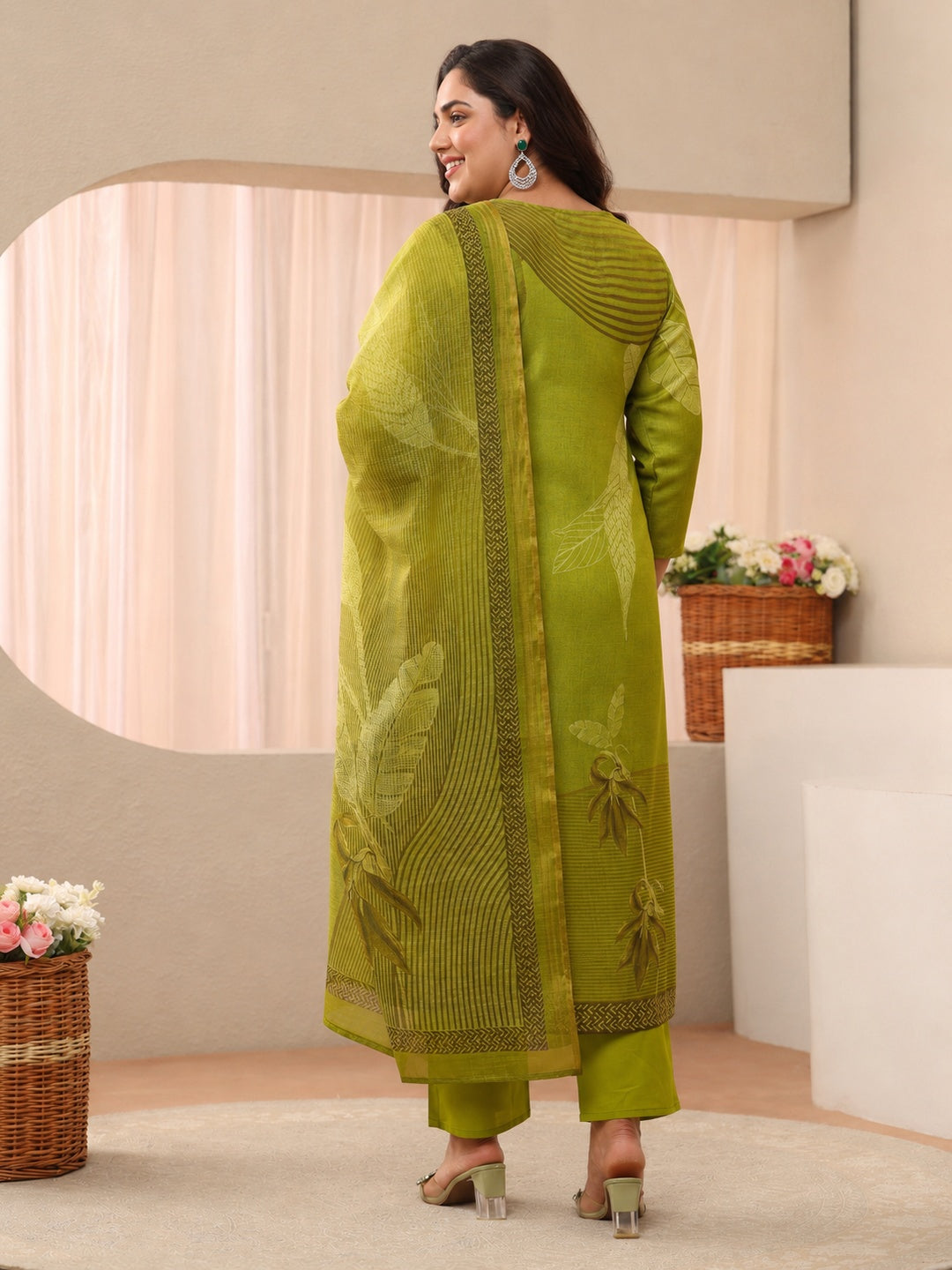  Plus Size Green Printed Linen Straight Suit Set 