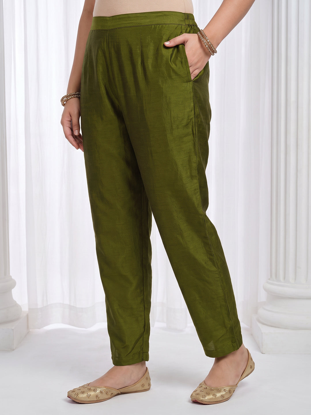  Plus Size Green Embroidered Silk Blend Straight Suit Set 