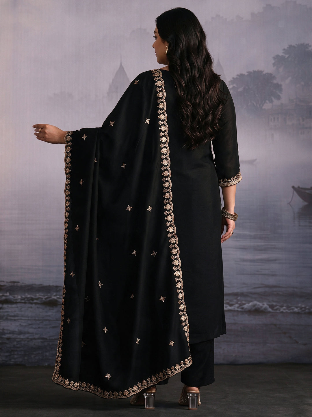  Plus Size Black Embroidered Silk Blend Straight Suit Set 
