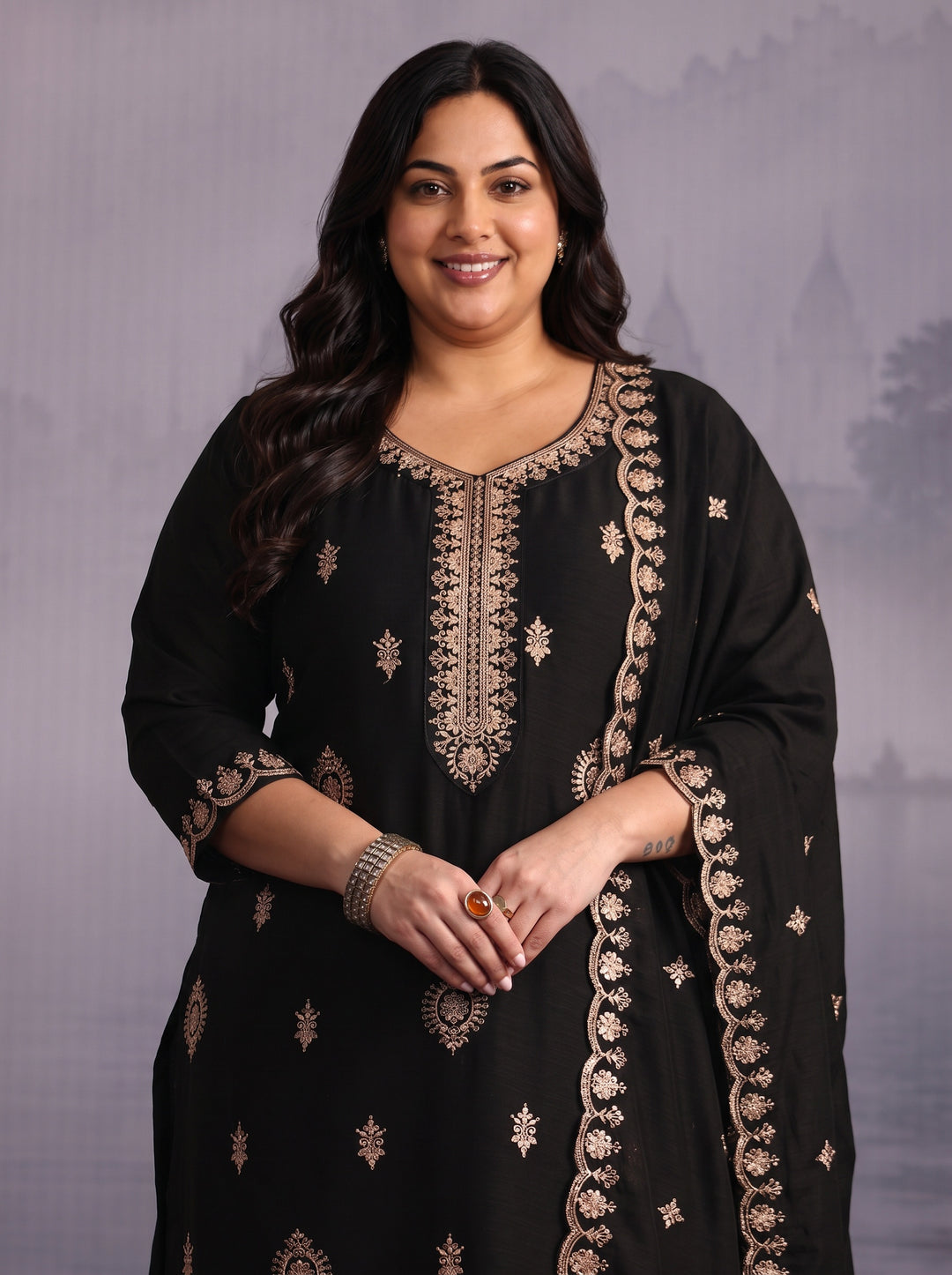  Plus Size Black Embroidered Silk Blend Straight Suit Set 