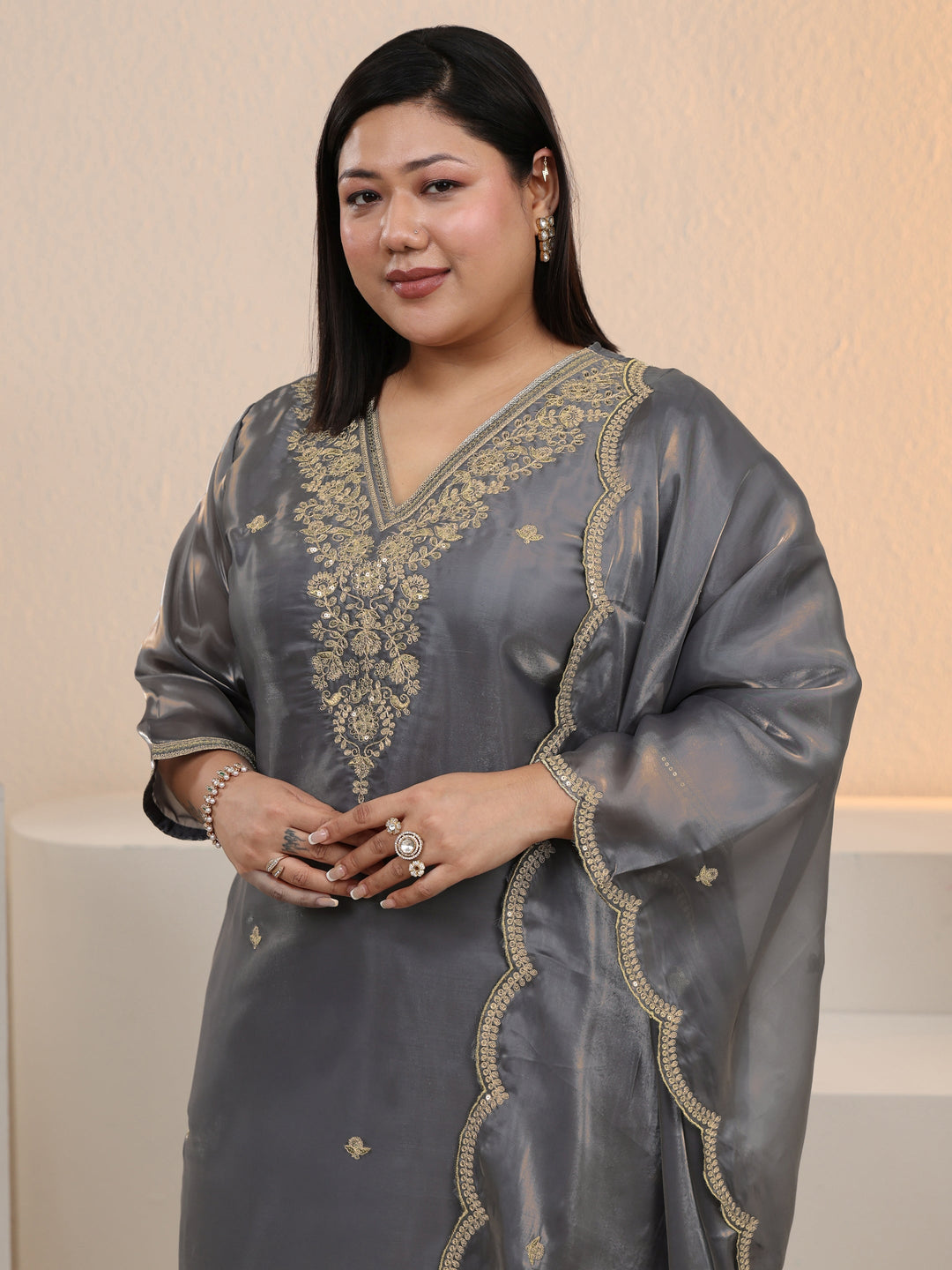  Plus Size Slate Grey Floral Embellished Tissue Straight Suit Set 